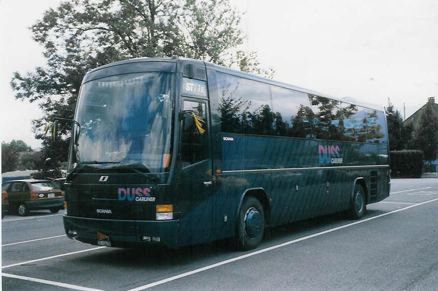 (025'733) - Duss, Hinwil - ZH 58'409 - Scania am 28. August 1998 in Thun, Seestrasse