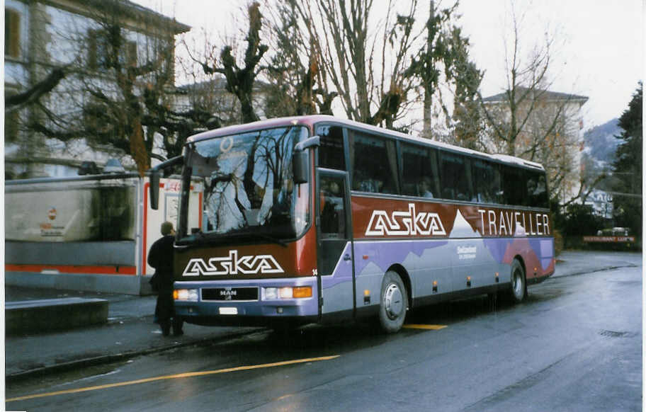 (028'229) - ASKA Aeschi - Nr. 14/BE 110'482 - MAN am 12. Dezember 1998 in Thun, Aarefeld