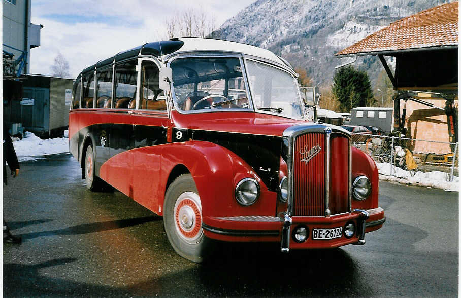 (029'909) - ASKA Aeschi - Nr. 9/BE 26'724 - Saurer/R&J am 6. Mrz 1999 in Interlaken, Garage AAGI