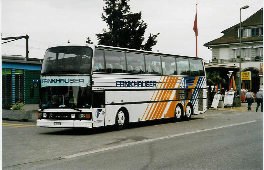 (031'434) - Fankhauser, Sigriswil - BE 350'319 - Setra am 4. Mai 1999 beim Bahnhof Thun