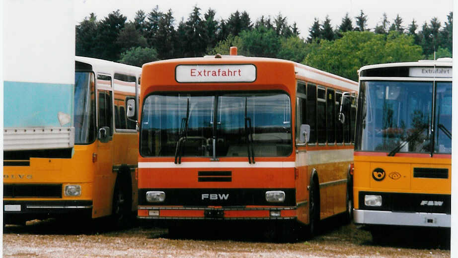 (034'601) - RBS Worblaufen - Nr. 12 - FBW/R&J (ex BSU Solothurn; ex RBS Nr. 5) am 14. Juli 1999 in Herzogenbuchsee, Heiniger (Teilaufnahme)