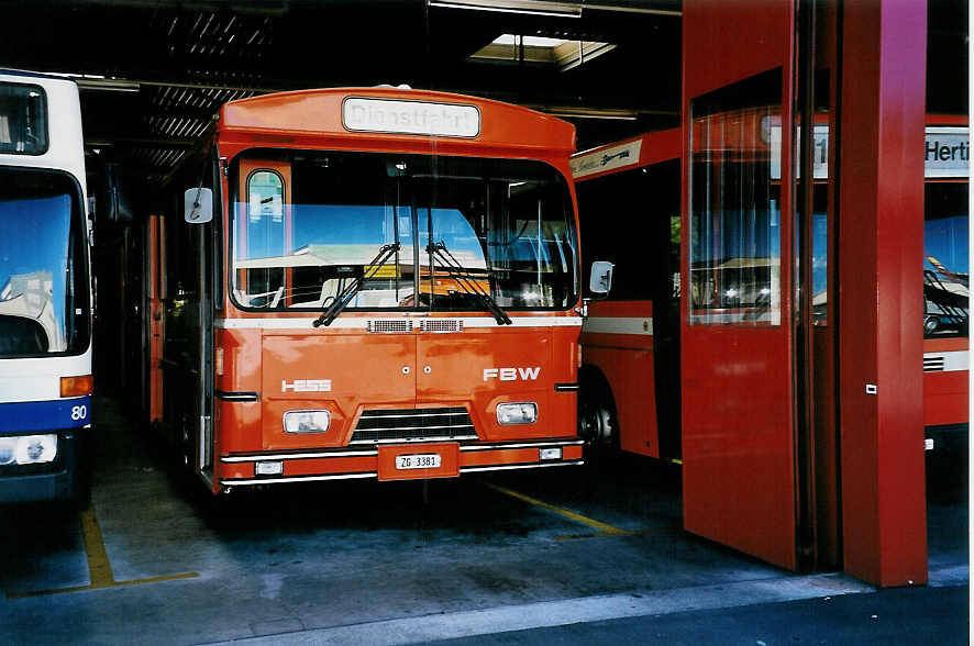 (040'723) - ZVB Zug - Nr. 31/ZG 3381 - FBW/Hess am 1. Juni 2000 in Zug, Garage