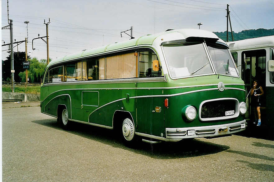 (042'718) - Oertel, Henggart - ZH 799'705 - Saurer/Lauber (ex Bsch, Winterthur; ex Mtral, Martigny) am 26. August 2000 in Oensingen, Saurertreffen