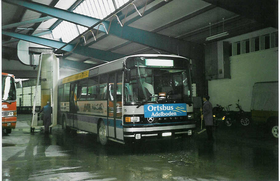 (044'320) - AFA Adelboden - Nr. 15/BE 26'974 - Setra (ex TPYG Yverdon Nr. 5) am 30. Dezember 2000 im Autobahnhof Adelboden