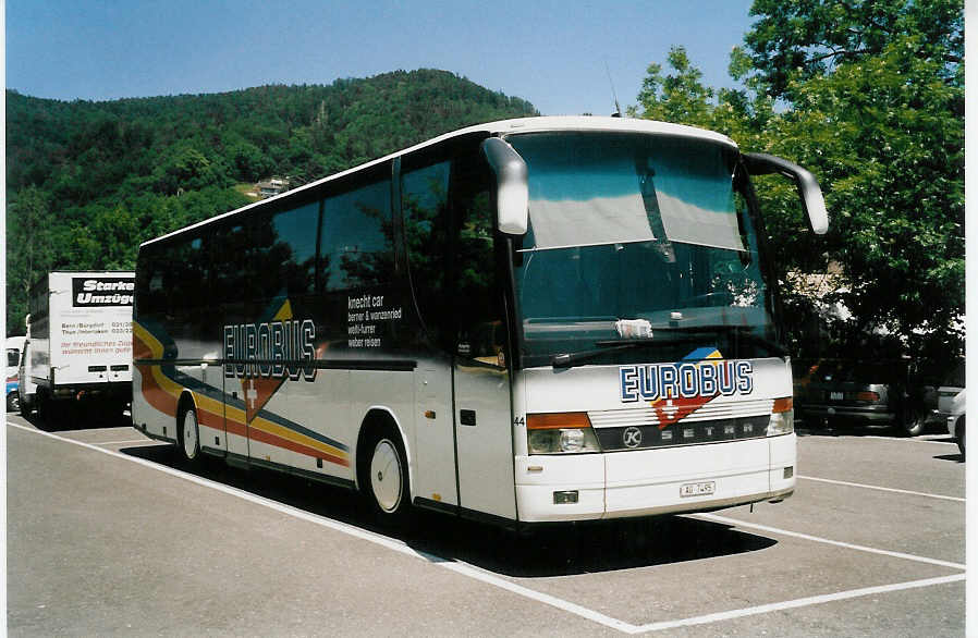 (047'218) - Knecht, Windisch - Nr. 44/AG 7495 - Setra am 12. Juni 2001 in Thun, Seestrasse