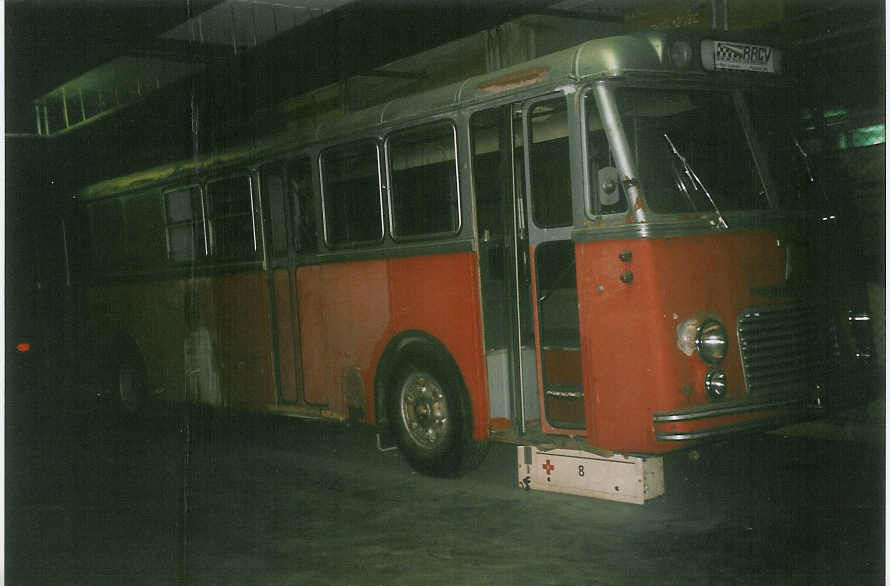 (048'606) - VW Winterthur - Nr. 7 - Mowag/FFA (ex RRCV, A-Lustenau; ex VW Winterthur Nr. 7) am 18. Juli 2001 in Winterthur, Depot Grzefeld