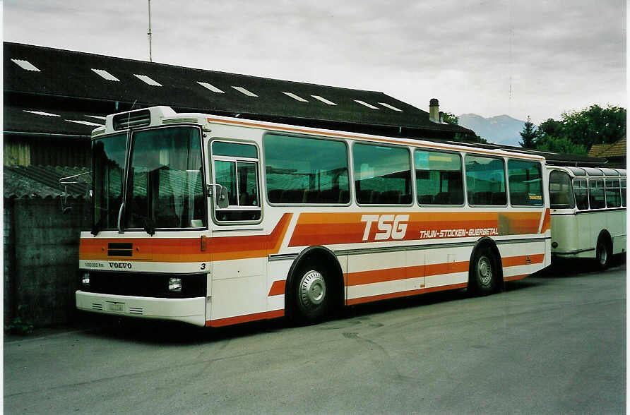 (049'705) - STI Thun - Nr. 3 - Volvo/R&J (ex TSG Blumenstein Nr. 3) am 13. September 2001 in Thun, Garage