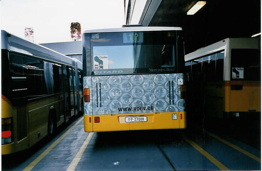 (049'908) - PTT-Regie - P 27'008 - Mercedes am 30. September 2001 in Bern, Postautostation