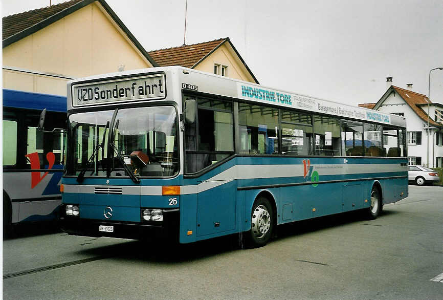 (052'535) - VZO Grningen - Nr. 25/ZH 69'025 - Mercedes am 23. Mrz 2002 in Grningen, Garage