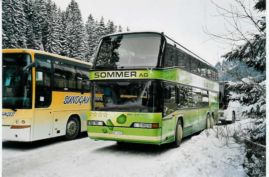 (058'618) - Sommer, Grnen - BE 71'702 - Neoplan am 26. Januar 2003 in Adelboden, ASB