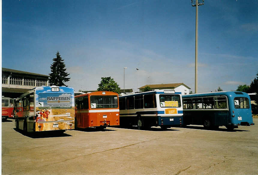 (060'814) - ZVB Zug - Nr. 25/ZG 3375 - FBW/R&J + Nr. 28/ZG 3378 - FBW/Hess (ex Nr. 3) + Nr. 39/ZG 3389 - FBW/Hess + Nr. 148/ZG 80'408 - Moser/R&J Personenanhnger (ex Nr. 48) am 21. Juni 2003 in Hinwil, AMP