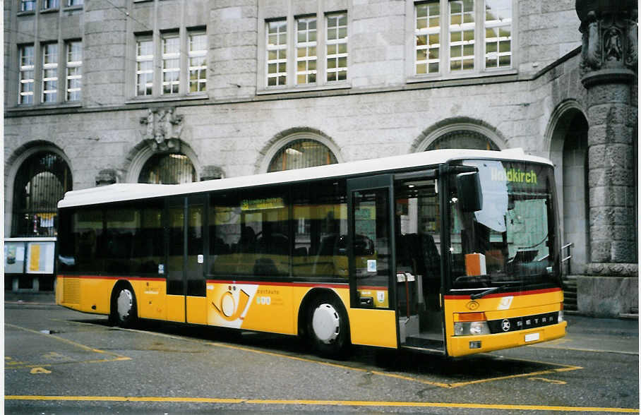 (063'802) - PostAuto St. Gallen-Appenzell - SG 267'014 - Setra (ex P 25'824) am 9. Oktober 2003 beim Bahnhof St. Gallen