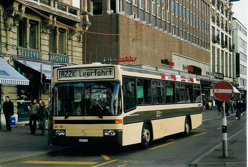 (065'619) - AZZK Zollikon - Nr. 31/ZH 347'431 - Mercedes am 16. Februar 2004 in Zrich, Bellevue