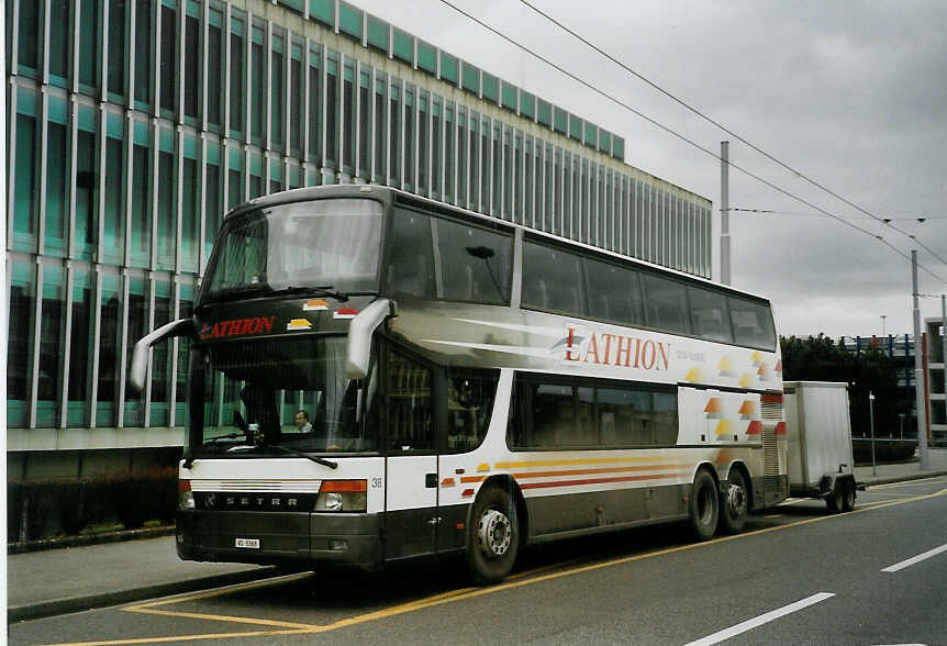 (066'218) - Lathion, Sion - Nr. 38/VS 5368 - Setra am 21. Mrz 2004 in Genve, Tour-de-Controle