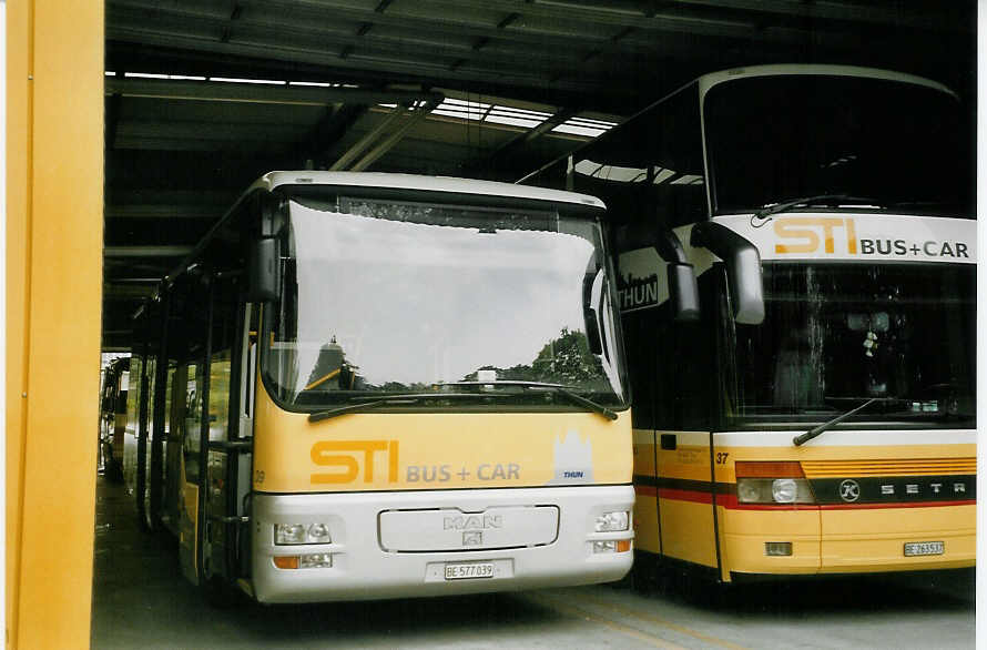 (068'134) - STI Thun - Nr. 39/BE 577'039 - MAN am 4. Juni 2004 in Thun, Garage