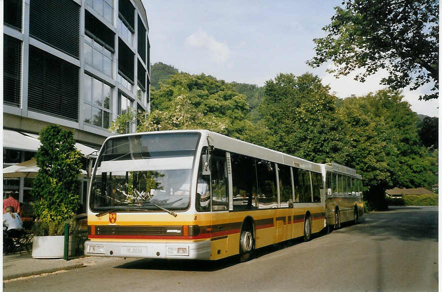 (068'221) - STI Thun - Nr. 8/BE 26'034 - Den Oudsten (ex TSG Blumenstein Nr. 8) am 9. Juni 2004 bei der Schifflndte Thun