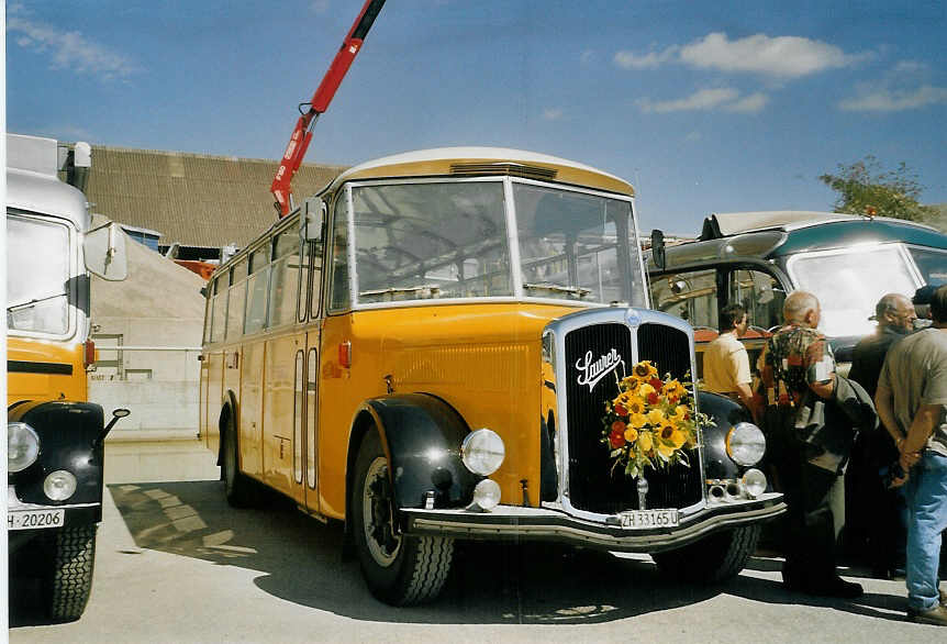 (070'520) - Schmid, Buchs - ZH 33'165 U - Saurer/Lauber am 28. August 2004 in Niederbipp, Saurertreffen