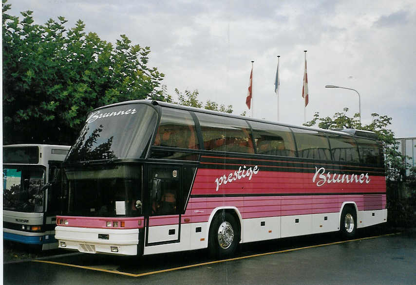 (070'724) - Brunner, Sargans - Neoplan am 11. September 2004 in Kloten, EvoBus