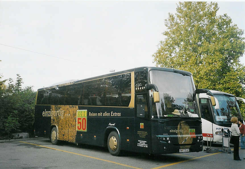 (072'303) - Aus Oesterreich: Math, Neustift - OW 725 AJ - Volvo am 23. Oktober 2004 in Zrich, Sihlquai