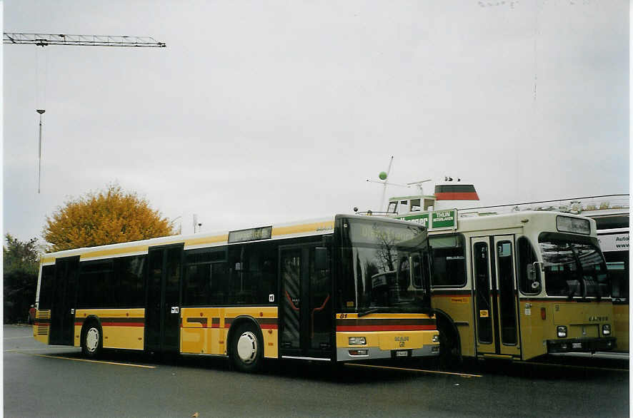 (072'505) - STI Thun - Nr. 81/BE 543'381 - MAN am 1. November 2004 bei der Schifflndte Thun