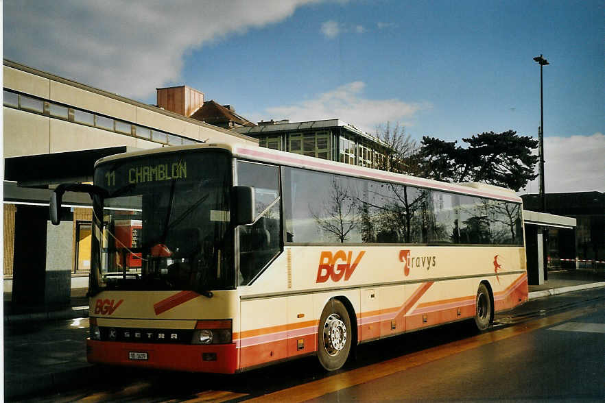 (073'602) - TRAVYS Yverdon - VD 1419 - Setra (ex TPYG Yverdon) am 1. Januar 2005 beim Bahnhof Yverdon