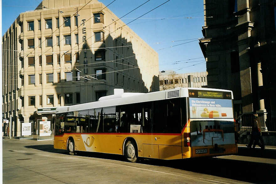 (073'923) - Moser, Flaach - Nr. 5/ZH 594'873 - MAN am 8. Januar 2005 beim Hauptbahnhof Winterthur