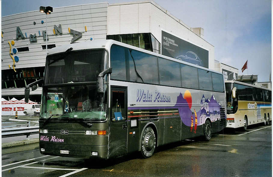 (075'517) - Wlti, Dotzigen - BE 544'606 - Van Hool am 6. Mrz 2005 in Genve, Palexpo