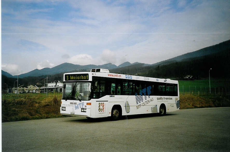 (075'809) - BOGG Wangen b.O. - Nr. 76/SO 21'104 - Mercedes/Hess (ex SOO Olten Nr. 76) am 31. Mrz 2005 in Wangen, Garage