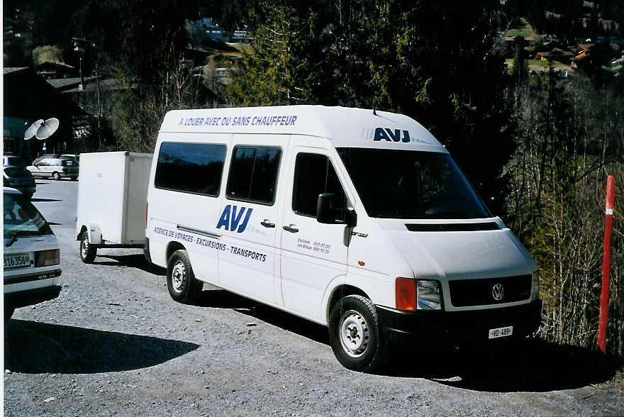 (075'931) - AVJ Les Bioux - VD 489 - VW am 3. April 2005 in Adelboden, ASB