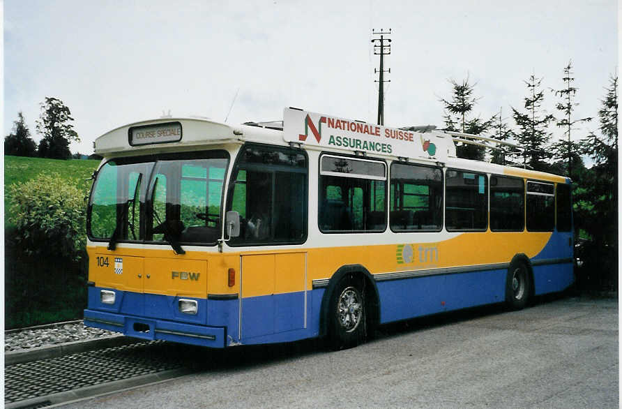 (080'009) - TC La Chaux-de-Fonds - Nr. 104 - FBW/Hess-Haag Trolleybus am 27. August 2005 in La Chaux-de-Fonds, Dpt