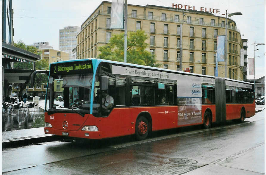 (081'319) - VB Biel - Nr. 143/BE 572'143 - Mercedes am 22. Oktober 2005 in Biel, Guisanplatz