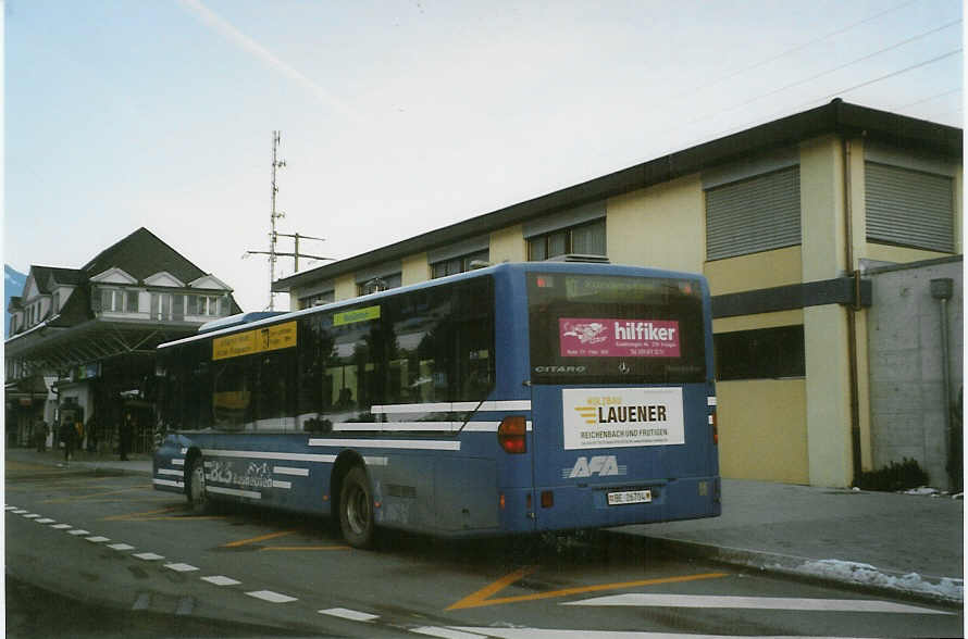 (081'816) - AFA Adelboden - Nr. 4/BE 26'704 - Mercedes am 11. Dezember 2005 beim Bahnhof Frutigen