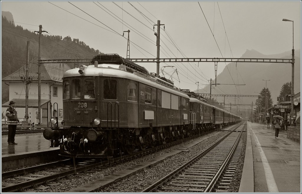 100 Jahre BLS: Wahrscheinlich bekommt man dies so schnell nicht wieder zu sehen: ZWEI BLS Ae 6/8 in Doppeltraktion!
Kandersteg, den 29. Juni 2013