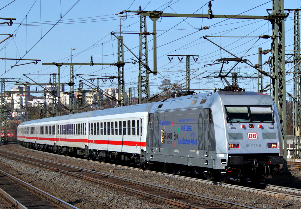 101 028-9  800 Jahre Anhalt  mit IC 1991 nach Frankfurt Hbf am 25.03.12 in Fulda