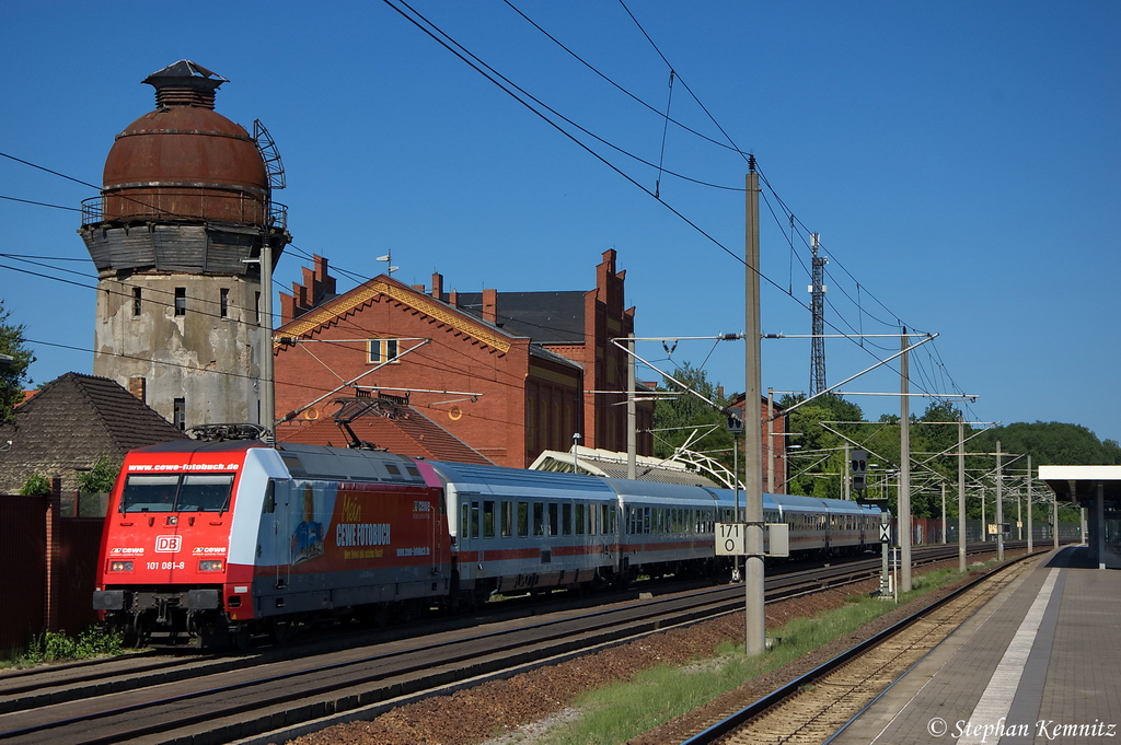 101 081-8  Cewe-Fotobuch  mit dem IC 1923 von Berlin Sdkreuz nach Kln Hbf in Rathenow. 25.05.2012