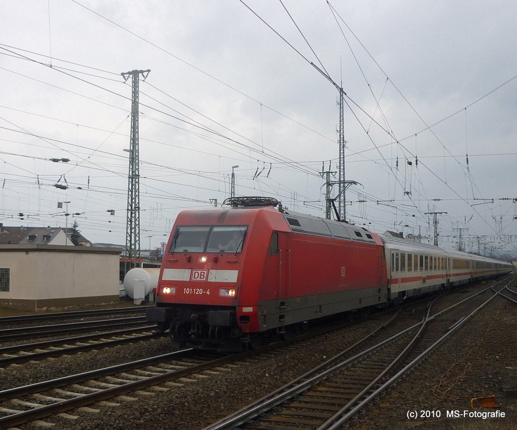 101 120 4 fhrt mit dem IC nach Frankfurt(M)Hbf in den Koblenzer Hbf gewohnt schnell rein 