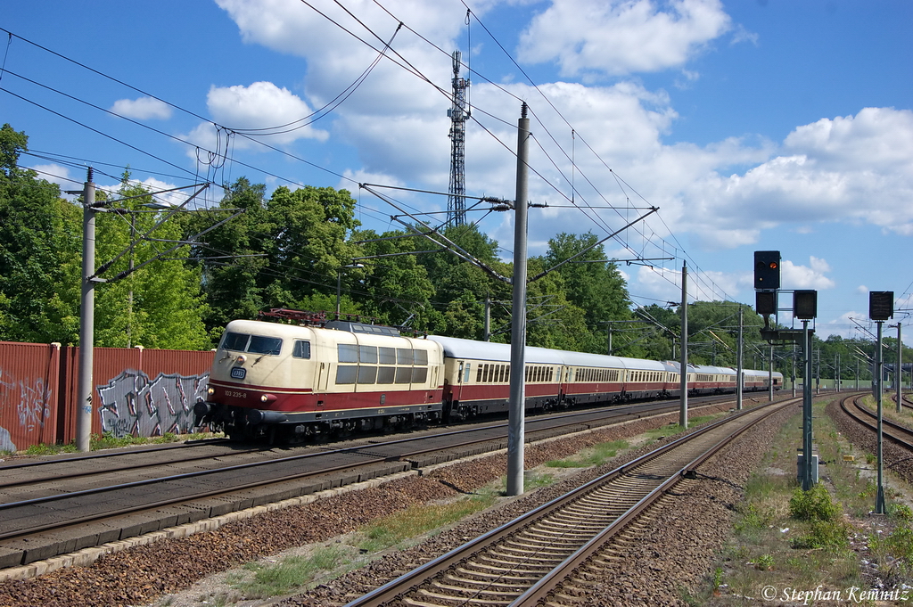 103 235-8 DB Museum Historischer Verkehr mit dem Lr 91311 Rheingold von Berlin-Rummelsburg nach Kln Bbf in Rathenow. 28.05.2012