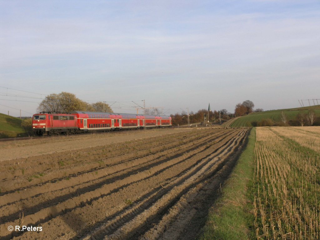 111 040-2 zieht ein RE bei Fahlenbach. 24.03.11