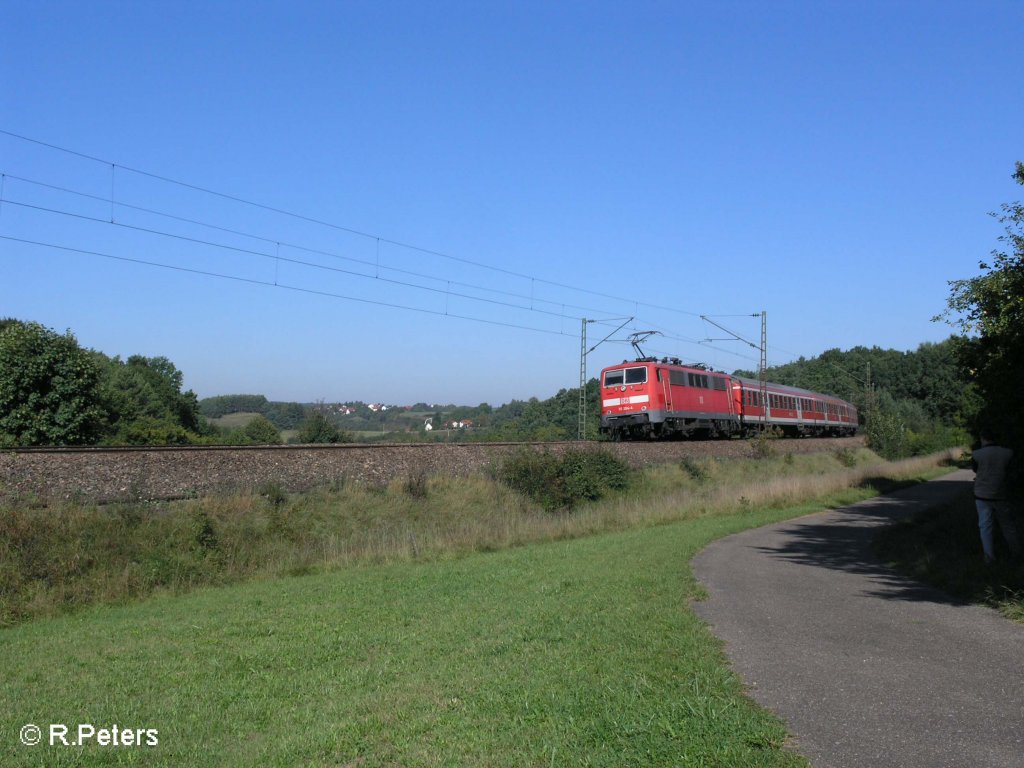 111 204-4 schiebt bei Edlhausen eine RB Neumarkt(Oberpfalz). 09.09.08