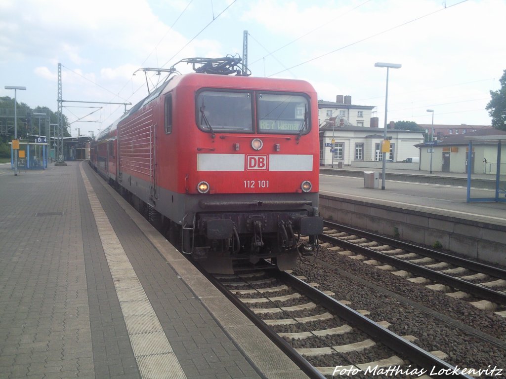 112 101 als RE7 mit ziel Wismar im Bahnhof Ludwigslust am 8.6.13