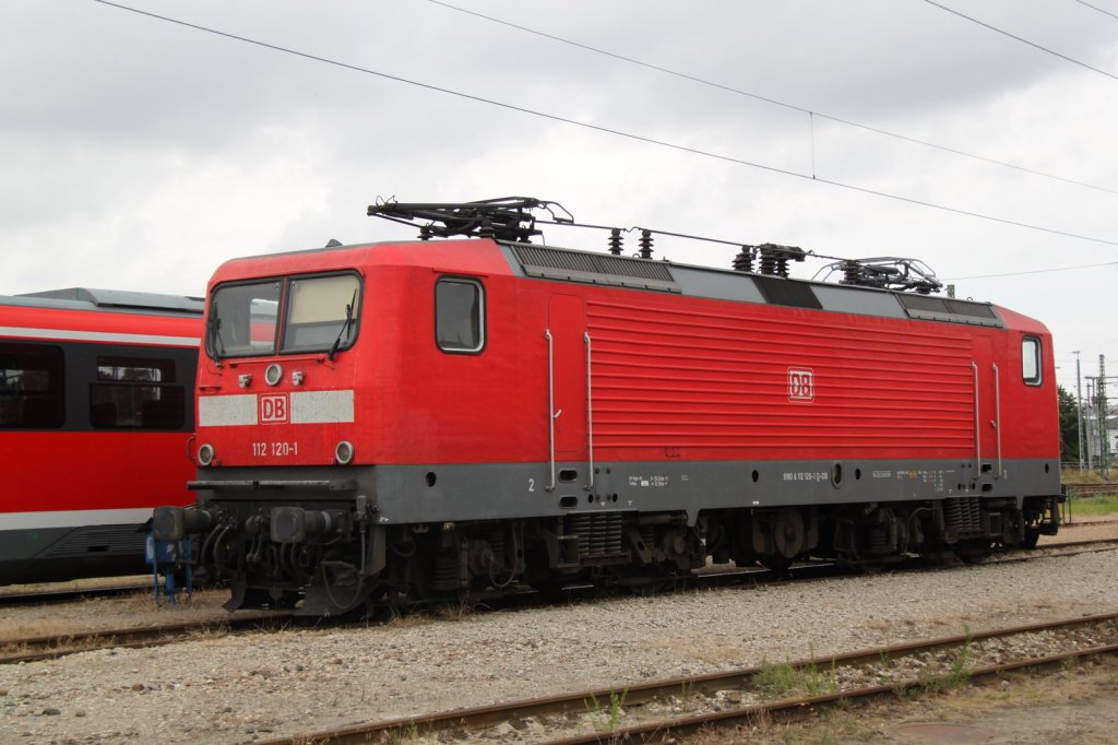 112 120-1 war am 29.07.2012 zu Gast im BW Rostock Hbf.