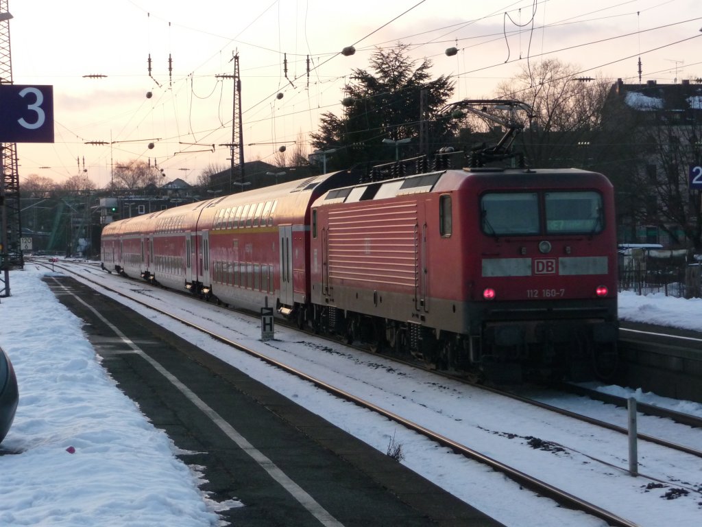 112 160 verlsst Wuppertal-Oberbarmen. 03.02.2010. RE7 -> Krefeld Hauptbahnhof