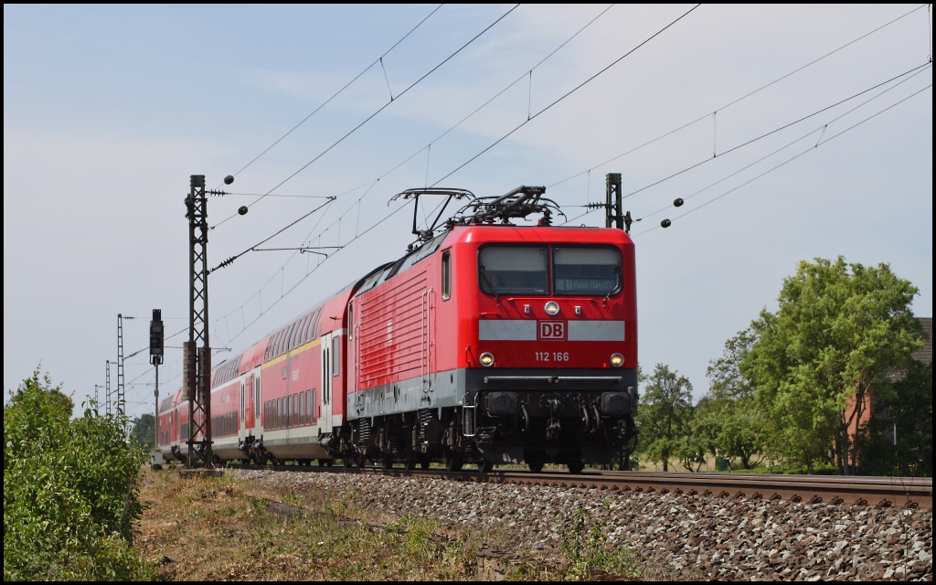 112 166 mit RE 11 nach Hamm am 04.06.11 in Nordbgge