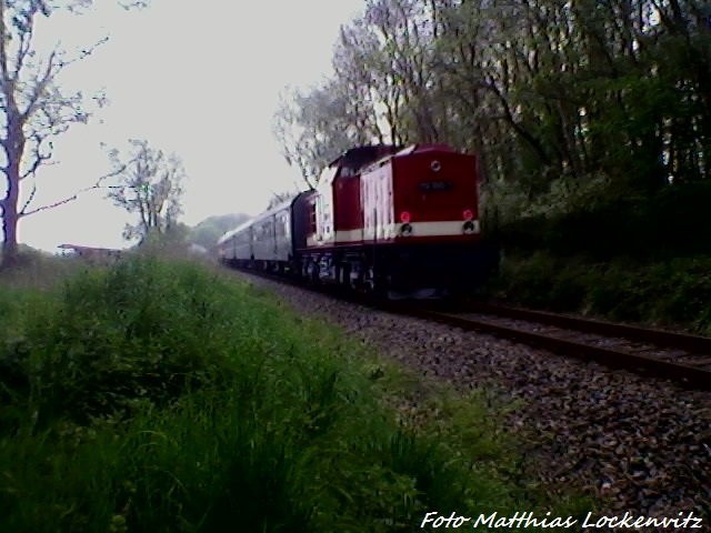 112 565-7 (DB 202 565-8) als Schlusslicht bei der Einfahrt in Putbus am 11.5.13