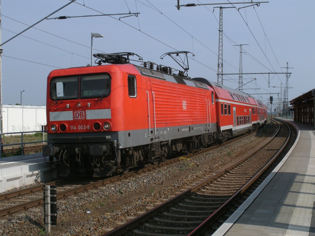 114 002 brachte mich,am 14.Mai 2011,von Stralsund nach Pasewalk.