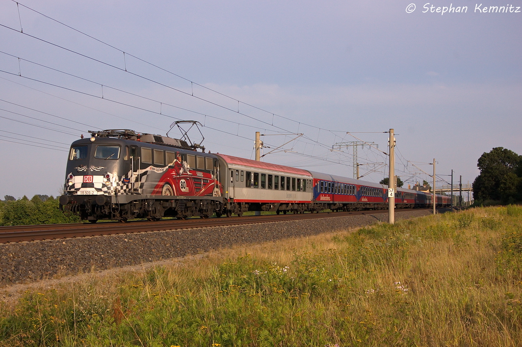 115 509-2  80 Jahre Autozug  mit dem DPN 2861  Kreuzfahrer  von Berlin-Lichtenberg nach Warnemnde in Vietznitz. 30.07.2013