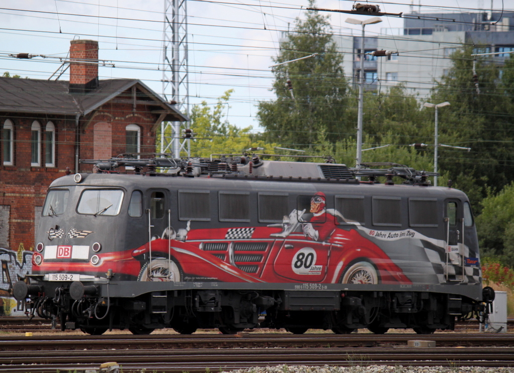 115 509-2 war am 09.08.2013 im Rostocker Hbf abgestellt.