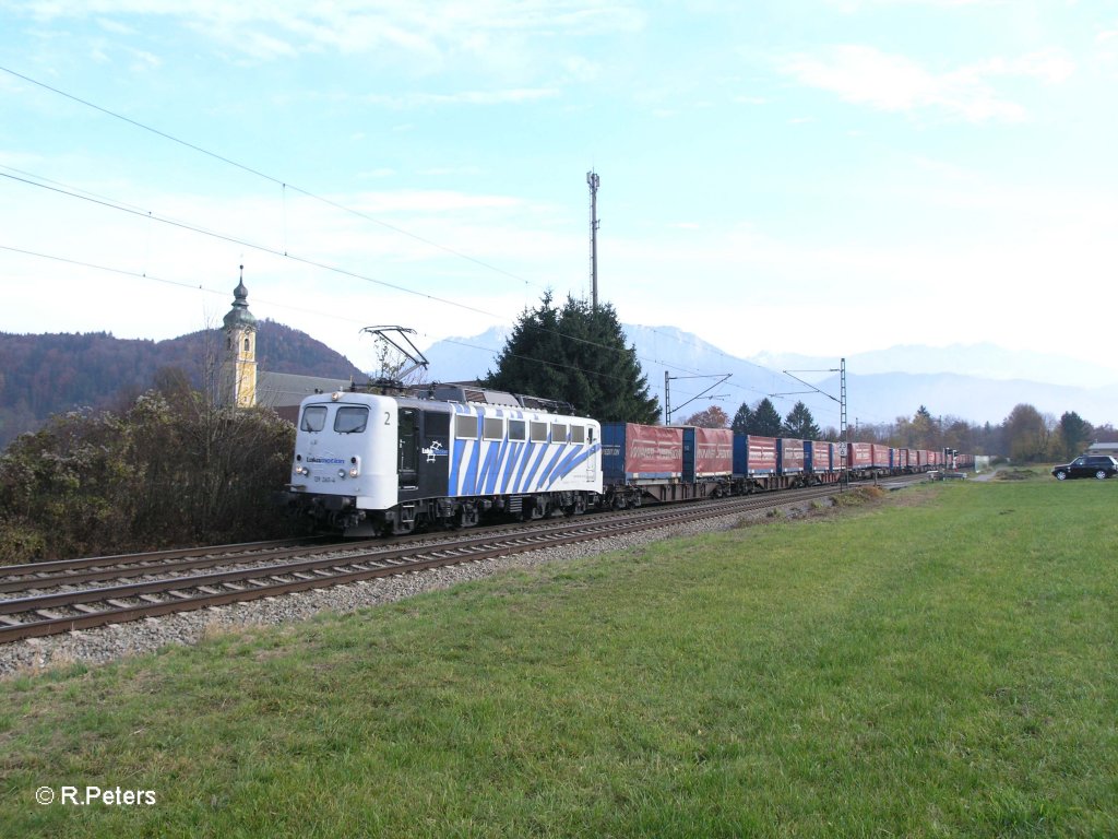 139 260-9  mit Winner Spedition in Richtung Rosenheim bei Niederaudorf. 03.11.10