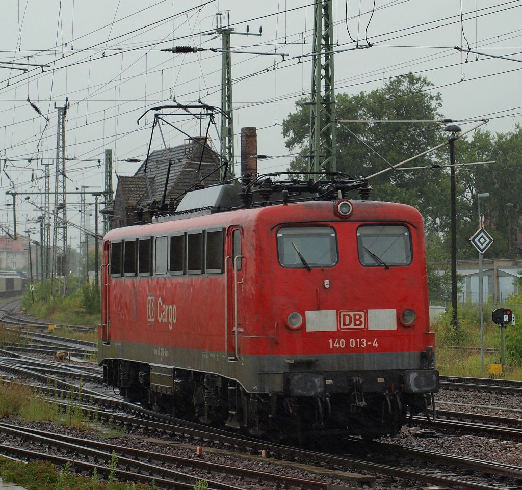 140 013-4 rangierte etwas in Angermnde herum am 22.7.11