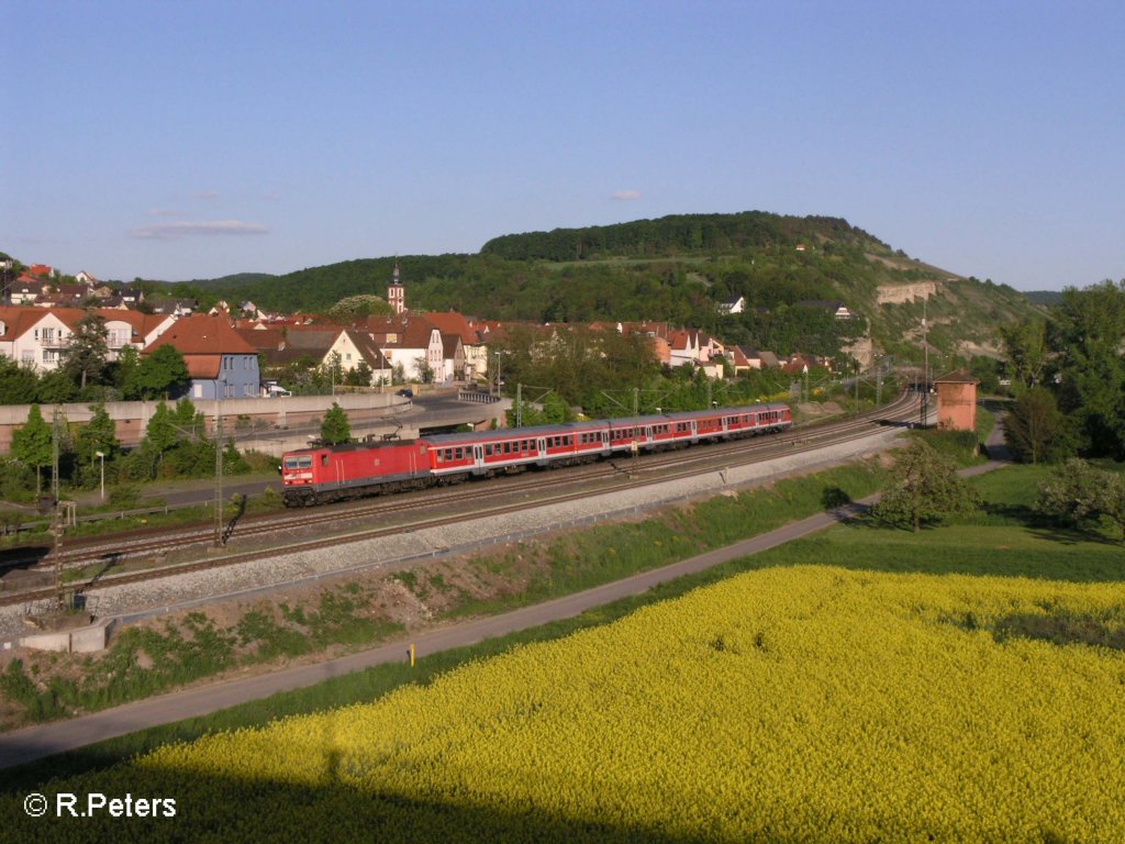 143 052-9 durchfhrt Retzbach-Zellingen mit einer RB Jossa. 10.05.08